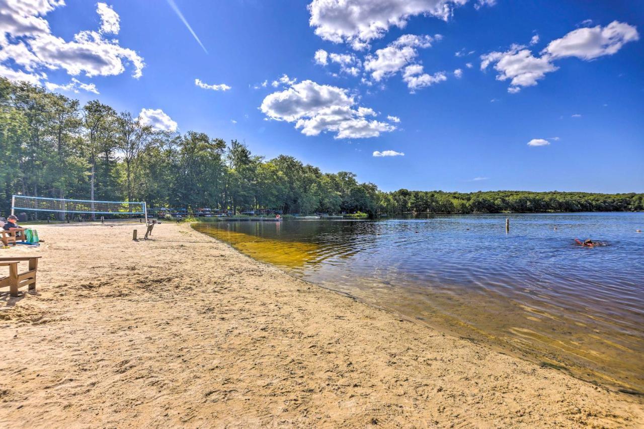 Cozy Big Bass Lake Home With Hot Tub And Game Room! Gouldsboro ภายนอก รูปภาพ