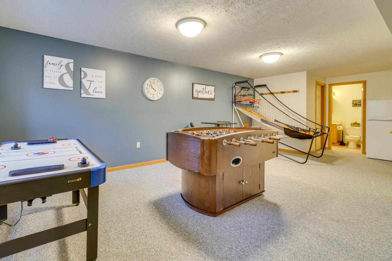 Cozy Big Bass Lake Home With Hot Tub And Game Room! Gouldsboro ภายนอก รูปภาพ