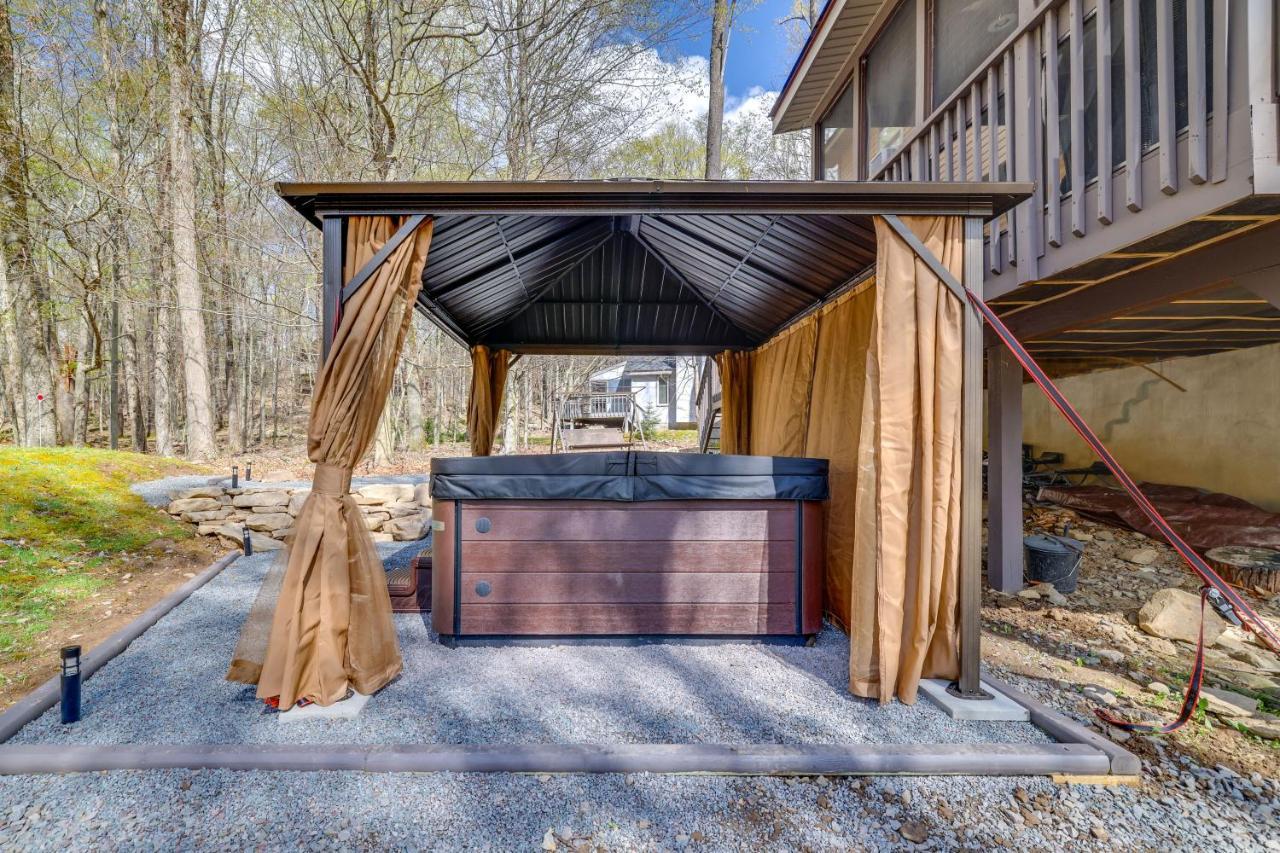 Cozy Big Bass Lake Home With Hot Tub And Game Room! Gouldsboro ภายนอก รูปภาพ